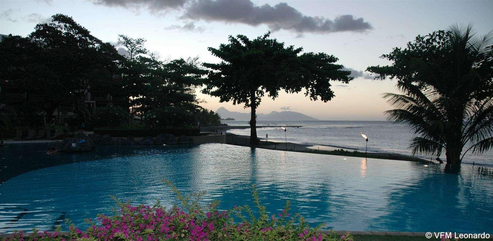 Tahiti Pearl Beach Resort & Spa Экстерьер фото